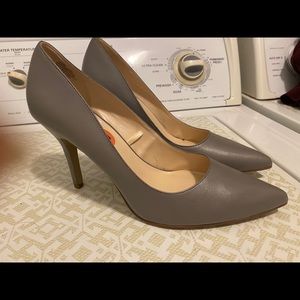 Nine West stiletto pump